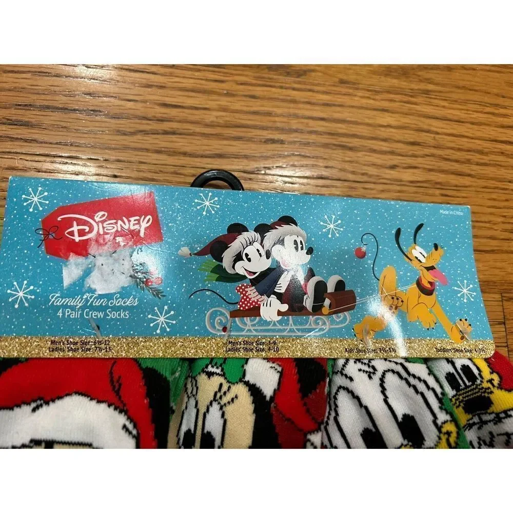 DISNEY Christmas Family Fun Socks 4 Pack Crew Socks HOLIDAY FUN NEW